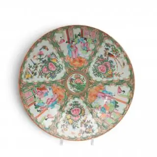 China, a Canton famille rose charger, 19th century – kavel bij Veilinggebouw De Zwaan, Amsterdam