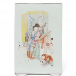 China, a famille rose porcelain tile, 19th century – kavel bij Veilinggebouw De Zwaan, Amsterdam