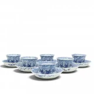 China, a set of six blue and white porcelain cups and saucers, 19th century – kavel bij Veilinggebouw De Zwaan, Amsterdam