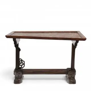 China, a low table mother-of-pearl-inlaid table, with cyclical date for 1897 – kavel bij Veilinggebouw De Zwaan, Amsterdam