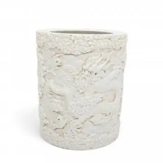 China, a white-glazed porcelain brush-pot, 'bitong', after Chen Guozhi, 20th century – kavel bij Veilinggebouw De Zwaan, Amsterdam