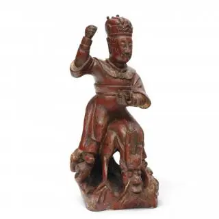 China, a red and gilt lacquered wood figure of a dignitary, late 18th century – kavel bij Veilinggebouw De Zwaan, Amsterdam