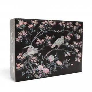 Japan, a Nagasaki lacquer box, 19th century – kavel bij Veilinggebouw De Zwaan, Amsterdam