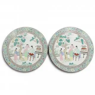 Japan, a pair of famille rose porcelain dishes, ca. 1900 – kavel bij Veilinggebouw De Zwaan, Amsterdam