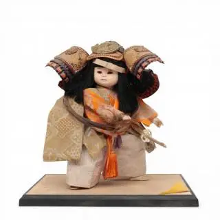 Japan, a boys' festival little samurai doll, 20th century – kavel bij Veilinggebouw De Zwaan, Amsterdam