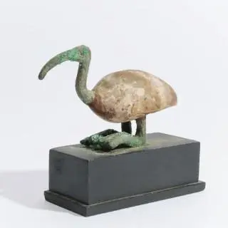 Egypt, an Ibis sculpture, Late Period – kavel bij Veilinggebouw De Zwaan, Amsterdam