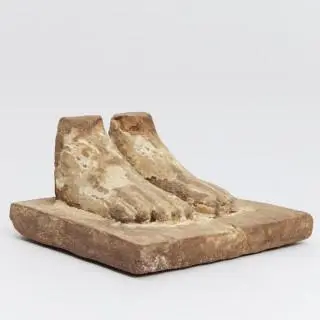 Egypte, wooden feet, a fragment of a statue, Late Period – kavel bij Veilinggebouw De Zwaan, Amsterdam