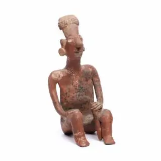West Mexico, Nayarit-Jalisco, a slender seated 'sheep-faced' figure, ca. 100 BCE - 250 CE – kavel bij Veilinggebouw De Zwaan, Amsterdam