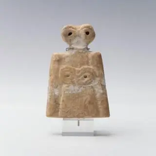 Syria, a marbel Tell Brak eye-idol of a mother with child, ca. 3500 BCE – kavel bij Veilinggebouw De Zwaan, Amsterdam
