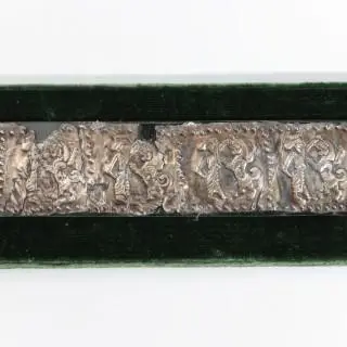 Persia, Achaeminid, a copper alloy silvered diadem or belt ca. 7th - 6th century BCE – kavel bij Veilinggebouw De Zwaan, Amsterdam