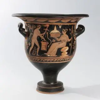 A Apulian red figured bell krater, 350 - 330 BCE – kavel bij Veilinggebouw De Zwaan, Amsterdam