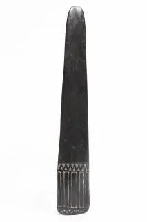 P.N. Guinea, Massim, a wooden spatula – kavel bij Veilinggebouw De Zwaan, Amsterdam