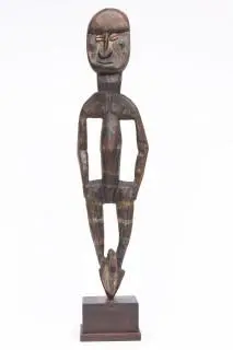 P.N. Guinea, Middle Sepik, standing female figure – kavel bij Veilinggebouw De Zwaan, Amsterdam
