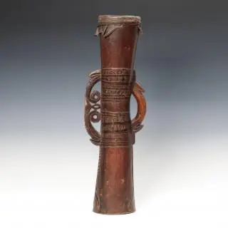 P.N. Guinea, Huon Gulf, a fine drum – kavel bij Veilinggebouw De Zwaan, Amsterdam