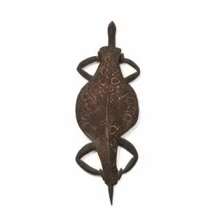 Papua, Asmat, a ceremonial wooden cult object in the shape of a turtle – kavel bij Veilinggebouw De Zwaan, Amsterdam