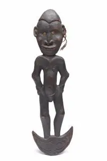 P.N. Guinea, Lower Sepik Ramu, prow ornament, in the interior a standing male figure, the extremity carved in the shape of a crocodile head, water… – kavel bij Veilinggebouw De Zwa