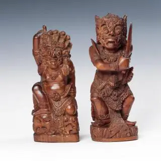 Bali, two finely carved wooden figures – kavel bij Veilinggebouw De Zwaan, Amsterdam