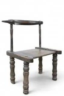 Ghana, Ashanti, a wooden chair – kavel bij Veilinggebouw De Zwaan, Amsterdam