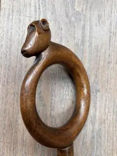 South Africa, Zulu, a wooden staff – kavel bij Veilinggebouw De Zwaan, Amsterdam