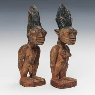 Nigeria, Yoruba, Oyo, a pair of twin figures, Ibeji – kavel bij Veilinggebouw De Zwaan, Amsterdam