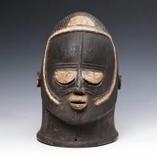 Nigeria, Igala, helmet mask, Egwu Agba – kavel bij Veilinggebouw De Zwaan, Amsterdam