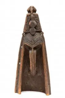 P.N. Guinea, Lower Sepik, Murik Lakes, a canoe prow – kavel bij Veilinggebouw De Zwaan, Amsterdam