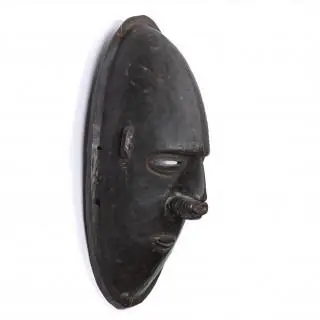 P.N. Guinea, Lower Sepik, Murik Lakes, a black pigmented face mask – kavel bij Veilinggebouw De Zwaan, Amsterdam