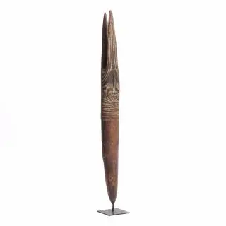 P.N. Guinea, Papua Gulf, Purari Delta, a rare wooden ritual wand – kavel bij Veilinggebouw De Zwaan, Amsterdam