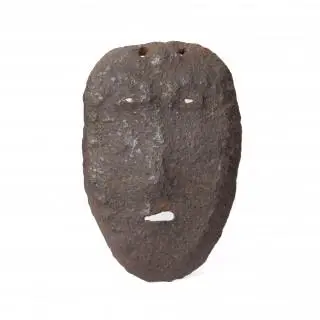 Siberia, Evenk, a small metal shamanic mask, 19th century – kavel bij Veilinggebouw De Zwaan, Amsterdam