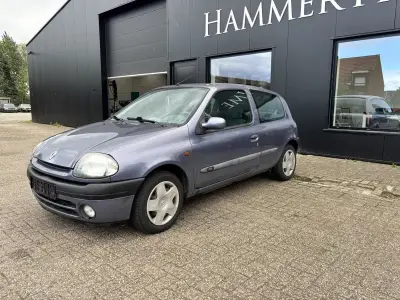 Renault Clio, 2001 – kavel bij Hammertime, Autoveiling: Faillissement En Leasing