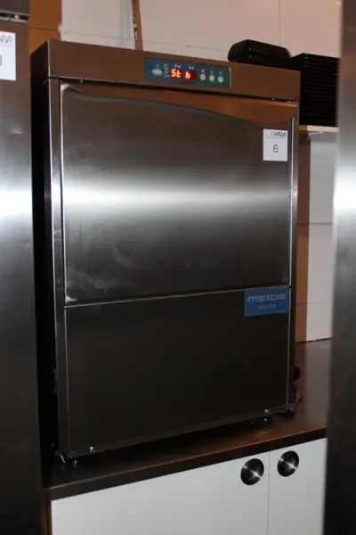 RVS horeca vaatwasmachine METOS Master. Bouwjaar onbekend – kavel bij HNVI, Eindhoven