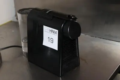 Koffieapparaat NESPRESSO koffielekbakje ontbreekt – kavel bij HNVI, Eindhoven
