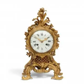 Frankrijk, bronzen vuurvergulde pendule, André Furet, Louis XV, 18e eeuw – kavel bij Veilinggebouw De Zwaan, Amsterdam