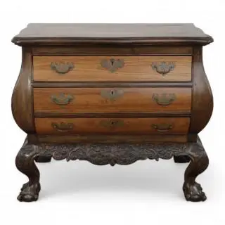 Teak-, amboya- en merbauhouten koloniale commode – kavel bij Veilinggebouw De Zwaan, Amsterdam