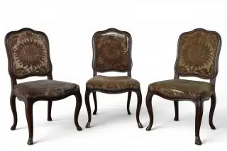 Set van zes mahoniehouten stoelen en één -fauteuil, Louis XV, 18e eeuw – kavel bij Veilinggebouw De Zwaan, Amsterdam