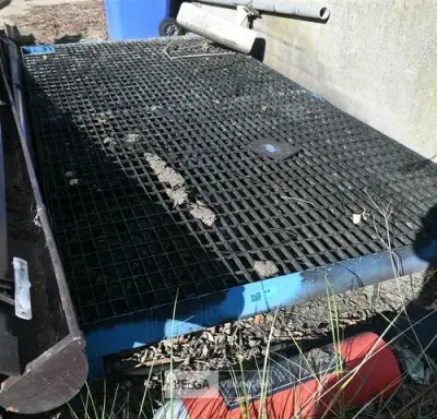 Olielekbak – kavel bij Belga Veilingen