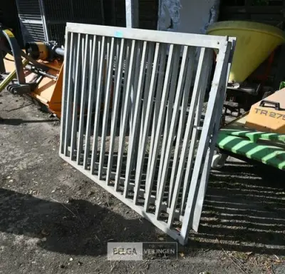 Lage 2-delige poort H120 cm – kavel bij Belga Veilingen