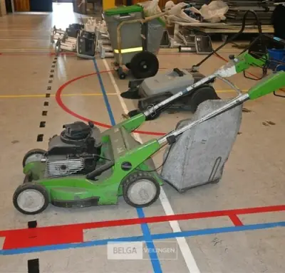 Grasmaaier VIKING – kavel bij Belga Veilingen