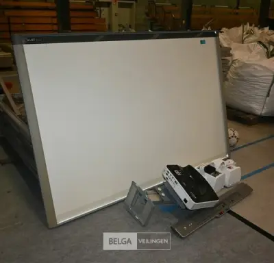 1x set presentatiemateriaal – kavel bij Belga Veilingen