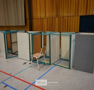 ± 20 Tafels – kavel bij Belga Veilingen