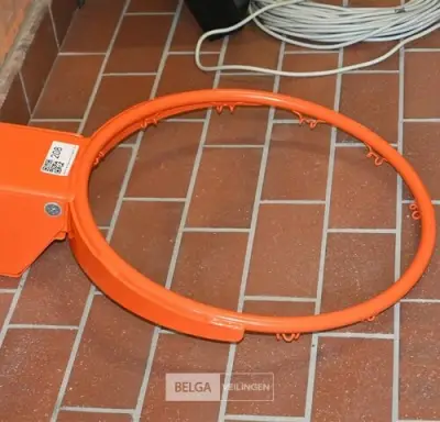 1x Basketbalring – kavel bij Belga Veilingen