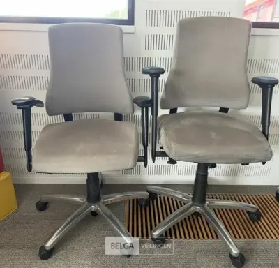 2x Bureaustoel – kavel bij Belga Veilingen