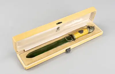 Briefopener, zilver met nefriet en diamant – kavel bij Twents Veilinghuis