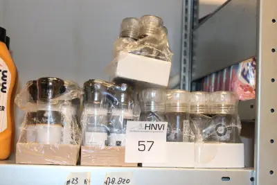 25 peper en zoutvaatjes – kavel bij HNVI, Eindhoven