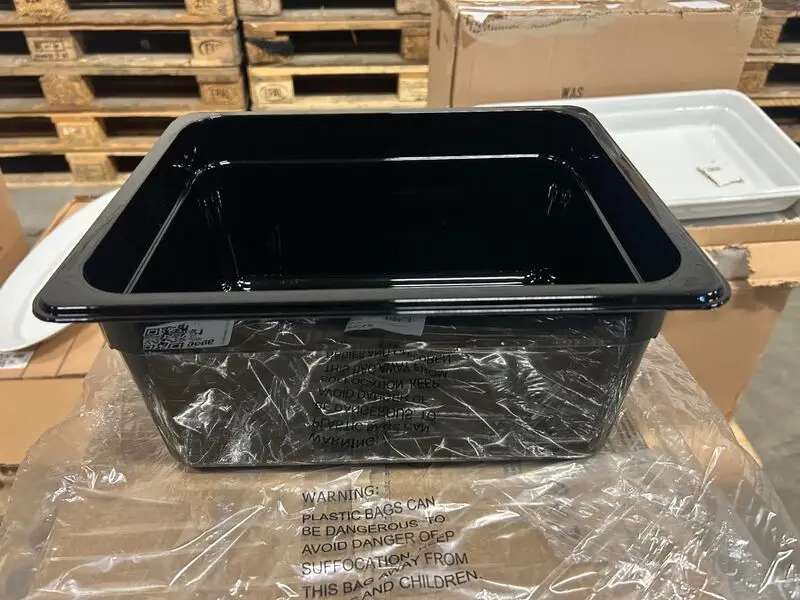 36x Zwarte gastronoombak GN 1/2 150 mm diep polycarbonaat Vogue – kavel bij Onlineveilingmeester, Hoogeveen