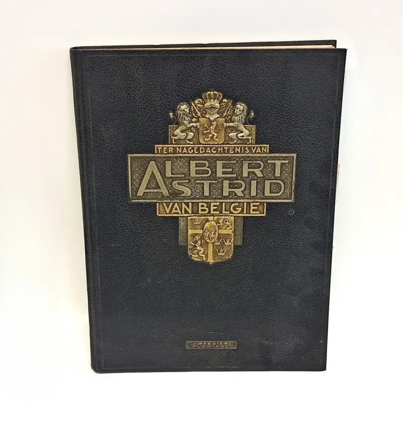Boek ter nagedachtenis van Albert en Astrid van België – kavel bij De Kringwinkel, Aalst