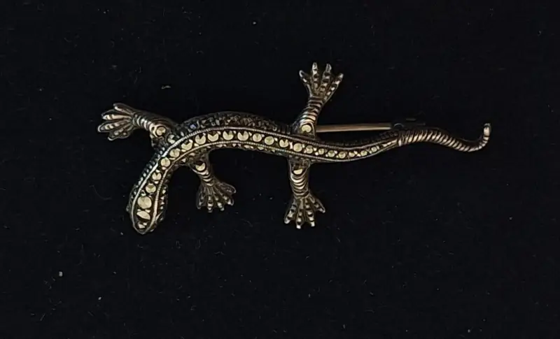 Vintage broche in de vorm van een hagedis – kavel bij De Kringwinkel, Aalst