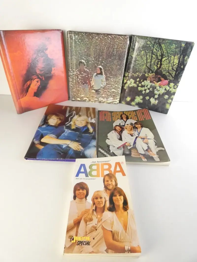 ABBA-verzameling: boeken, tijdschriften, krantenknipsels – kavel bij De Kringwinkel, Heverlee
