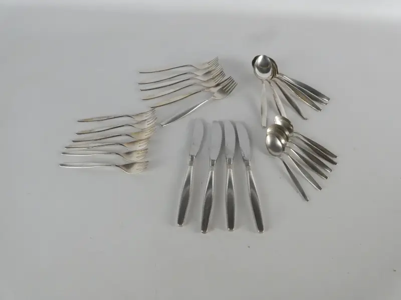 Verzilverde bestek, BSF 90, 28-delig, 1235 gr – kavel bij De Kringwinkel, Heverlee