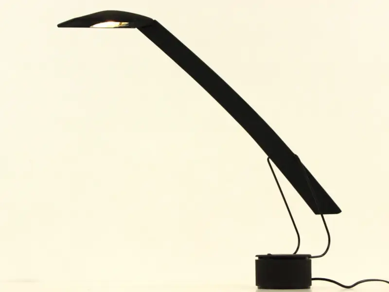 'Dove' Bureaulamp PAF Studio Milaan – kavel bij De Kringwinkel, Antwerpen